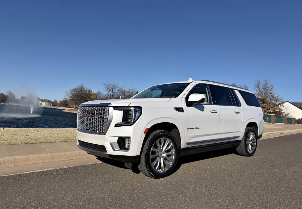 2023 GMC Yukon XL Denali · Reserve Package · Sport Utility 4D