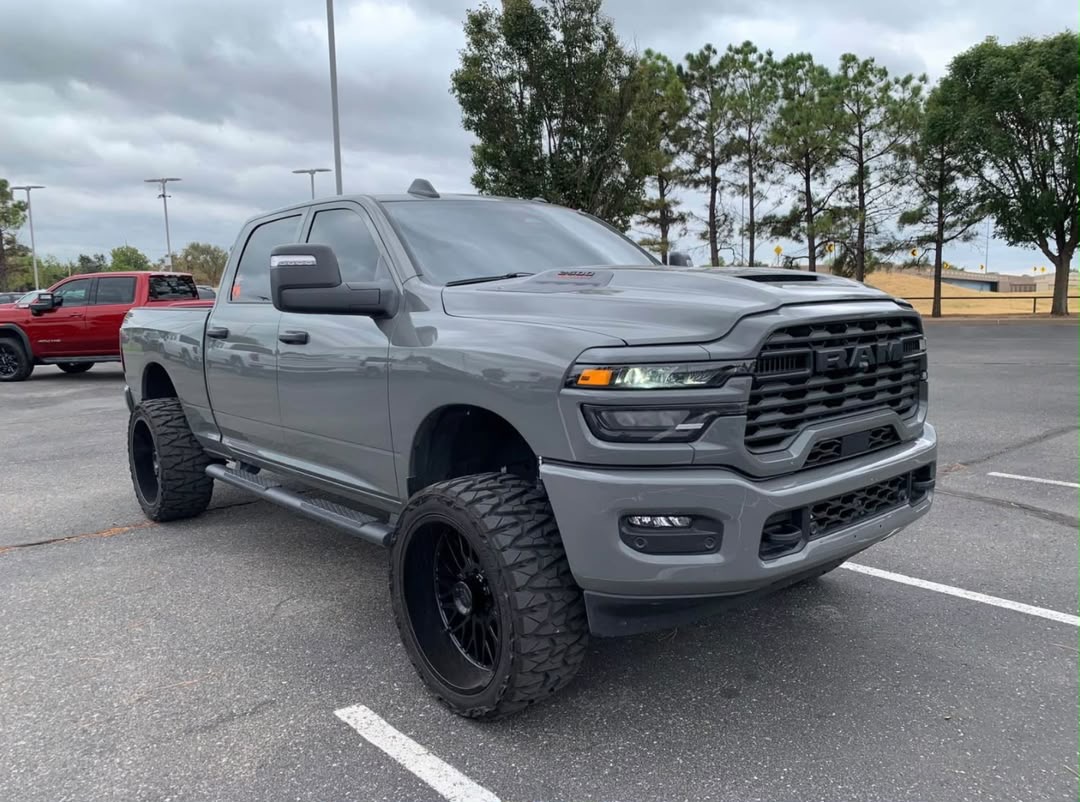 2026 RAM 2500 TRADESMAN CREW  CAB